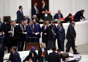 Meclis te Heyecanlı Dakikalar!