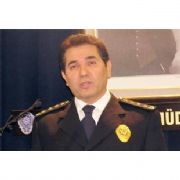 SABANCI NIN KATİLİ ATİNA DA!