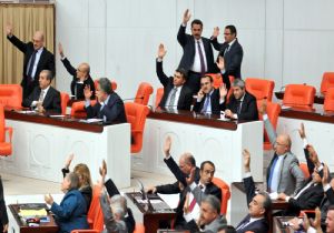 IRAK TEZKERESİ KABUL EDİLDİ