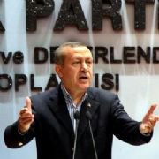 BAŞBAKAN DAN TÜRBAN ÇIKIŞI