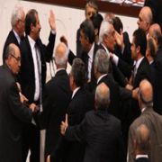 TBMM GENEL KURULU NDA GÜLEN TARTIŞMASI!