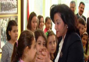 İŞTE  HÜKÜMETİN   İLK KADIN VALİSİ