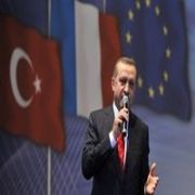 ERDOĞAN, SARKOZY İ EVİNDE VURDU!