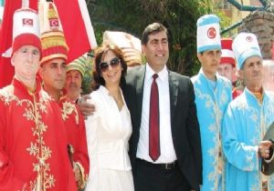 EN GENÇ VEKİL, MAZBATAYI MEHTER LE ALDI!