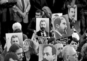  Soykırım Olmadı  Bildirisi