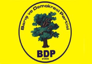 5 BİN KİŞİ BDP BİNASINA YÜRÜDÜ