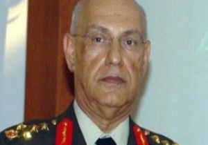 TUTUKLU ALBAY YAŞAMINI YİTİRDİ