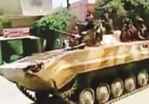 SURİYE TANKLARI TÜRKİYE SINIRINDA
