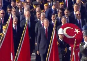 Anıtkabir de Barış Pınarı Vurgusu