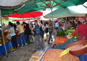 Pazar Yerlerine Sosyal Mesafe Ayarı