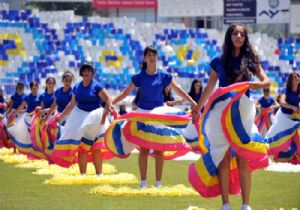 19 MAYIS,SPOR BAKANLIĞINA DEVREDİLDİ