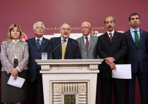 CHP DE MUHALİFLER İSYAN BAYRAĞINI AÇTI!