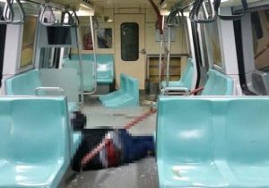 İstanbul Metrosu nda Feci Kaza!