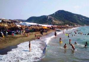 Suriye Sahilleri Doldu Taştı