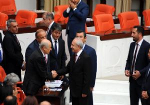 CHP ye,  AYM ye Başvur Baskısı