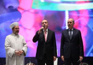  Diktatör Diyorlar,Varsın Desinler... 
