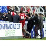 İSVİÇRELİ FUTBOLCU YALANI ELE VERDİ
