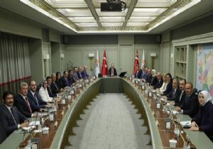 AK Parti de Af Tartışması Gündemde