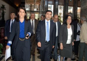 DOKUNULURSA BDP MASADAN KALKACAK!