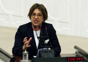 Ak Partili Vekile Hırsız Şoku!