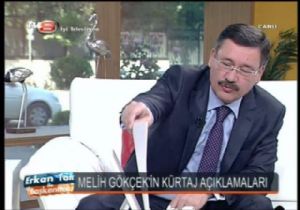 CANLI YAYINDA CENİN FOTOĞRAFI GÖSTERDİ