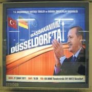 ALMANLARI KIZDIRAN AFİŞ!