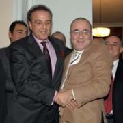 MECLİS TEKİ YUMRUKLU KAVGA DA MUTLU SON!