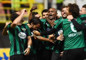 Akhisar, Fener i Köfte Yaptı 2-0
