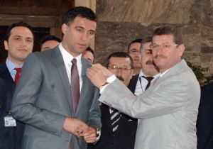 HAKAN ŞÜKÜR, ARTIK MECLİSSPOR DA!