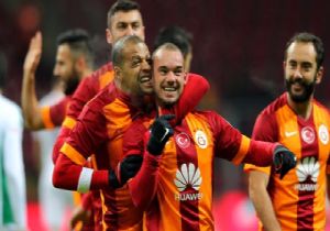 Melo Sneijder i Isırdı!