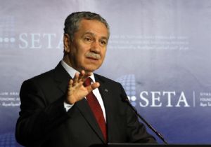 ARINÇ TAN TRT MUHABİRİNE TWİTTUYARISI