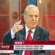 ESKİ MİT Çİ ÇAKICI YI YANAĞINDAN ÖPTÜ