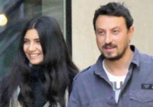 TUBA BÜYÜKÜSTÜN İLE ONUR ŞAYLAK EVLENDİ