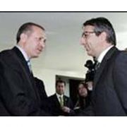 İŞTE SİYASETTE KÜSLÜK OLMADIĞININ FOTOĞRAFI!