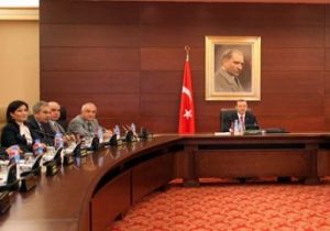 ANKARA DA,  BAKAN A YARDIMCILIK  YARIŞI