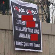 BU AFİŞ, TWİTTER İ KARIŞTIRDI!