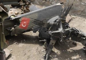  HELİKOPTER TEKNİK ARIZADAN DÜŞTÜ 