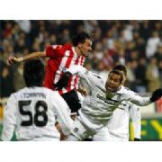 BEŞİKTAŞ TA FUTBOLCULARA GÖRÜLMEMİŞ CEZA!
