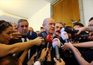 Bahçeli den Gazeteciye Soru Fırçası