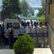 FLAŞ..FLAŞ..! İKİ TEĞMEN GÖZ ALTINA ALINDI