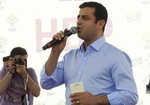 Demirtaş: HDP Şu Anda Bıçak Sırtında