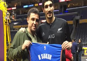 Hakan Şükür ABD de NBA Maçını İzledi