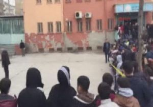 Diyarbakır da Karne Dağıtımında Patlama