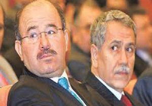 Bu Kez  Çelik Yazdı, Arınç Retweetledi!