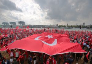 Erdoğan ın Mesajı Almanya daki Mitingde 