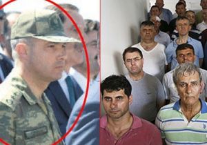 Darbeci Emir Subayı Bülbül Gibi Öttü!