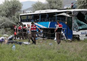Ankara Yolunda Feci Kaza,8 Ölü