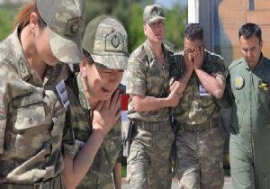 Şehitler İçin Ağlatan Tören!