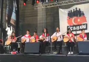 Türk Bayrağına Büyük Saygısızlık