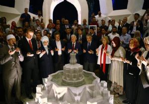 Törenlerde Tansu Çiller Sürprizi